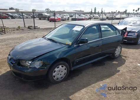 2000 Honda Accord 2.3 Lx from USA, damaged, VIN 3HGCG6656YG705697